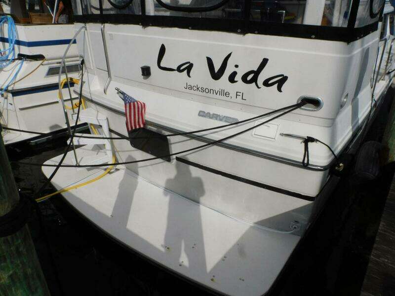 La Vida 44ft Carver Yacht For Sale