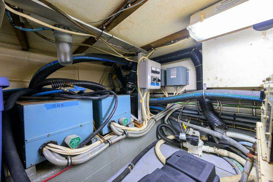 Hatteras 63 - Phantom - Engine Room