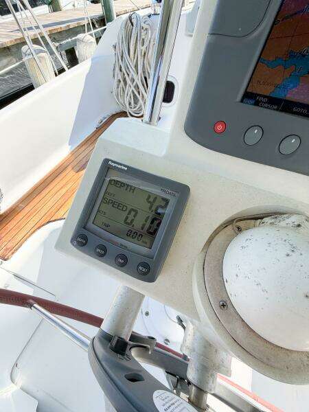 BON TEMPS 31ft Beneteau Yacht For Sale