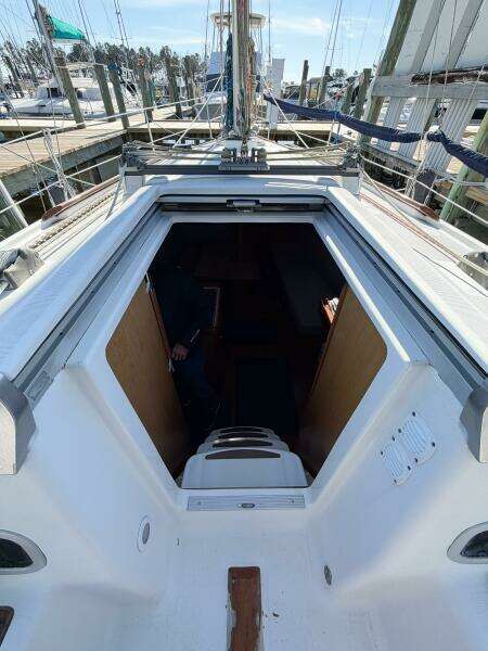 BON TEMPS 31ft Beneteau Yacht For Sale