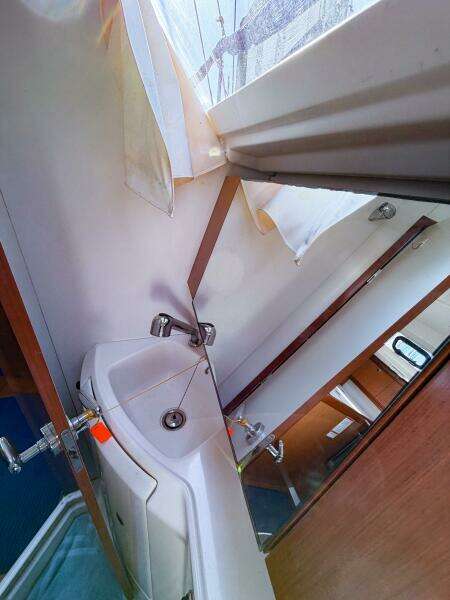 BON TEMPS 31ft Beneteau Yacht For Sale