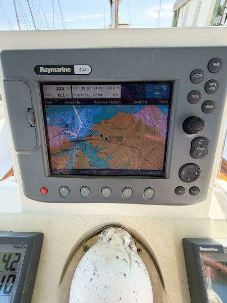 BON TEMPS 31ft Beneteau Yacht For Sale