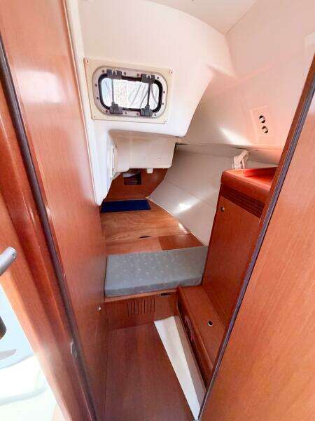 BON TEMPS 31ft Beneteau Yacht For Sale