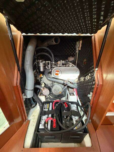 BON TEMPS 31ft Beneteau Yacht For Sale