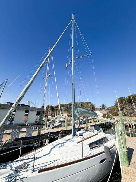 BON TEMPS 31ft Beneteau Yacht For Sale