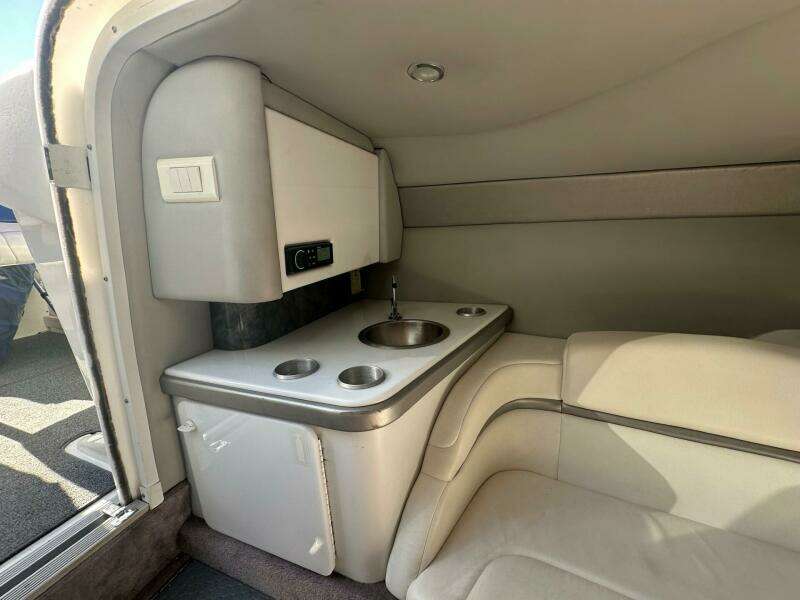 29ft Formula Yacht For Sale