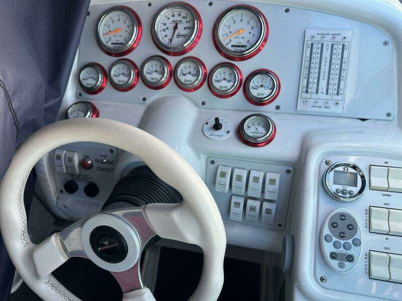 29ft Formula Yacht For Sale