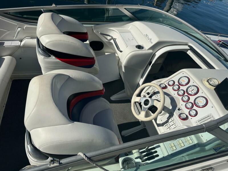 29' 2004 Formula 29 FASTech