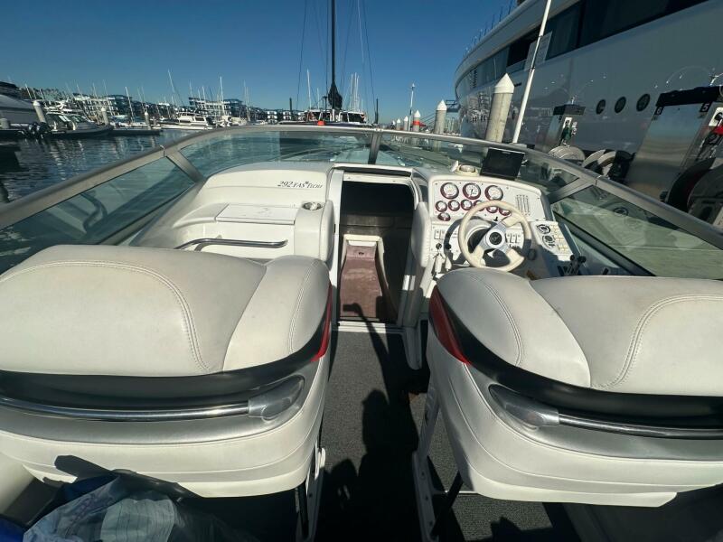 29' 2004 Formula 29 FASTech