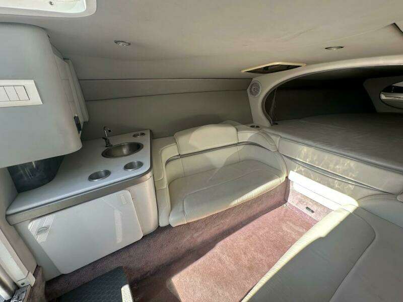 29ft Formula Yacht For Sale