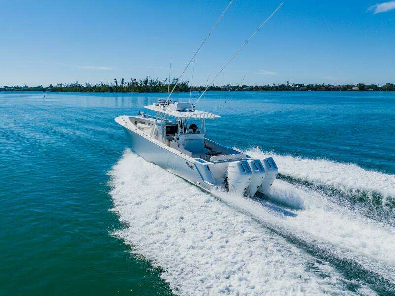 37ft SeaVee Yacht For Sale