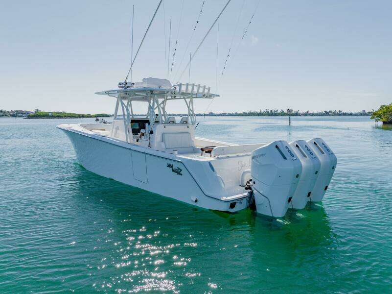 37ft SeaVee Yacht For Sale