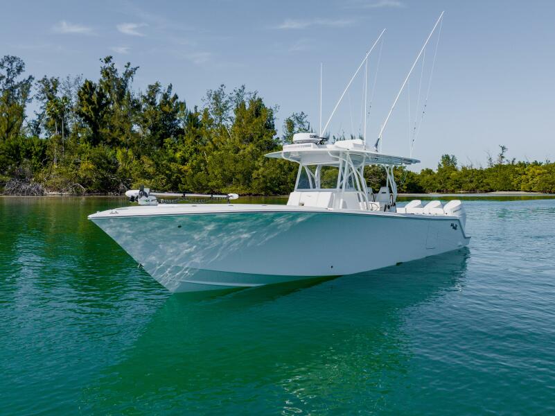 37' 2025 SeaVee 370z