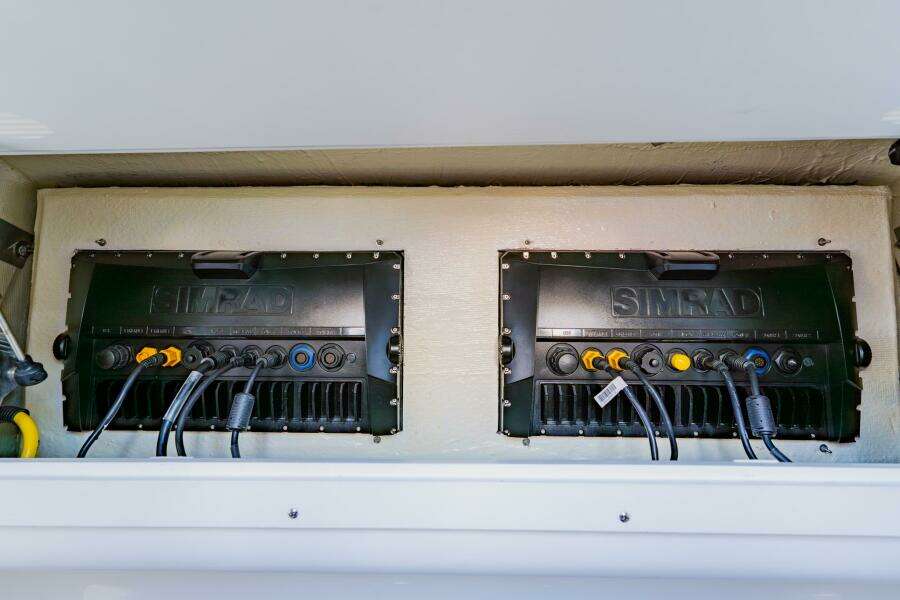 37ft SeaVee Yacht For Sale