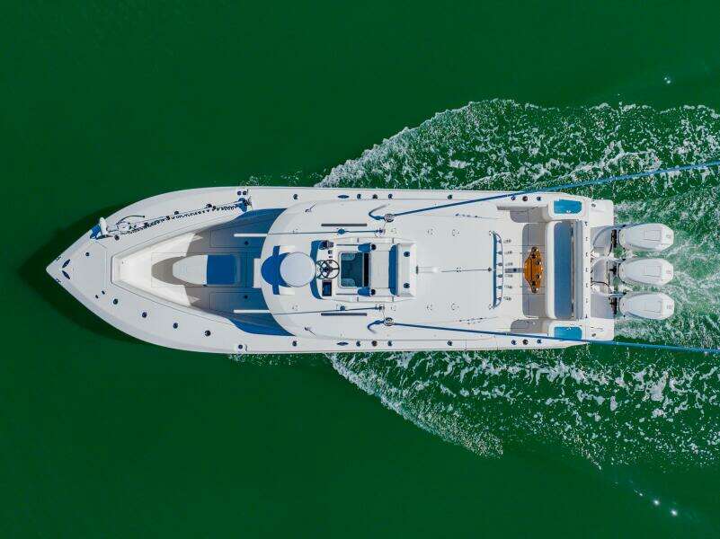 37ft SeaVee Yacht For Sale
