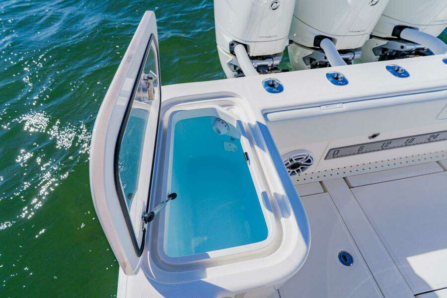 37ft SeaVee Yacht For Sale