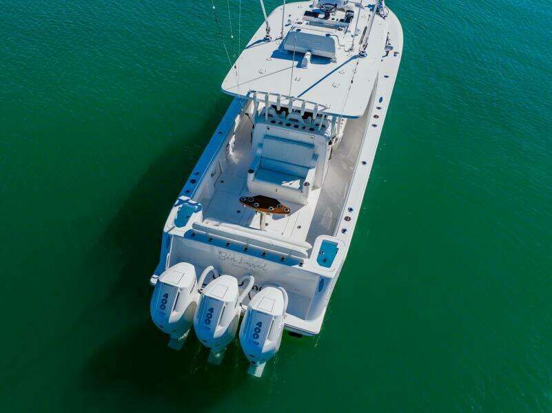 37ft SeaVee Yacht For Sale