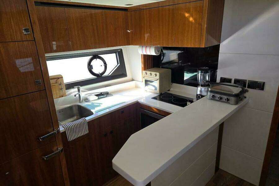 DULZURA 50ft Sunseeker Yacht For Sale