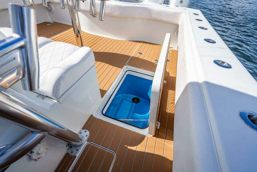 42ft Freeman Yacht For Sale