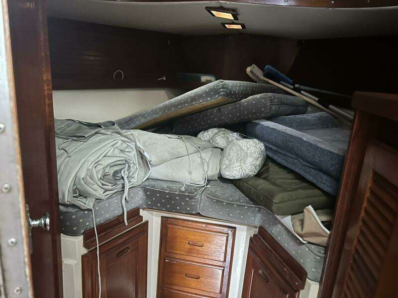 Wave Walker 36ft Catalina Yacht For Sale