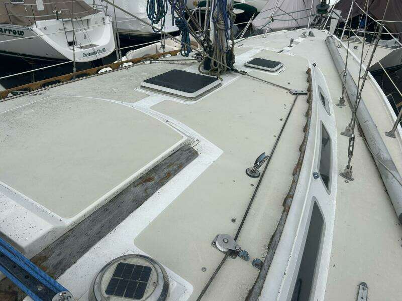 Wave Walker 36ft Catalina Yacht For Sale