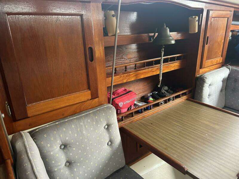 Wave Walker 36ft Catalina Yacht For Sale