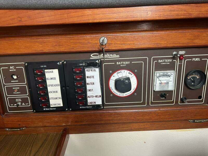 Wave Walker 36ft Catalina Yacht For Sale