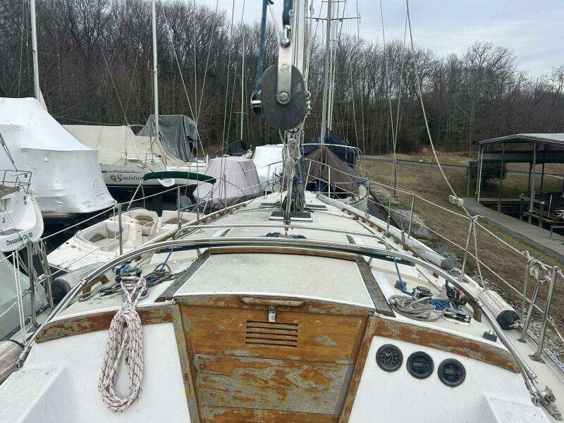 Wave Walker 36ft Catalina Yacht For Sale