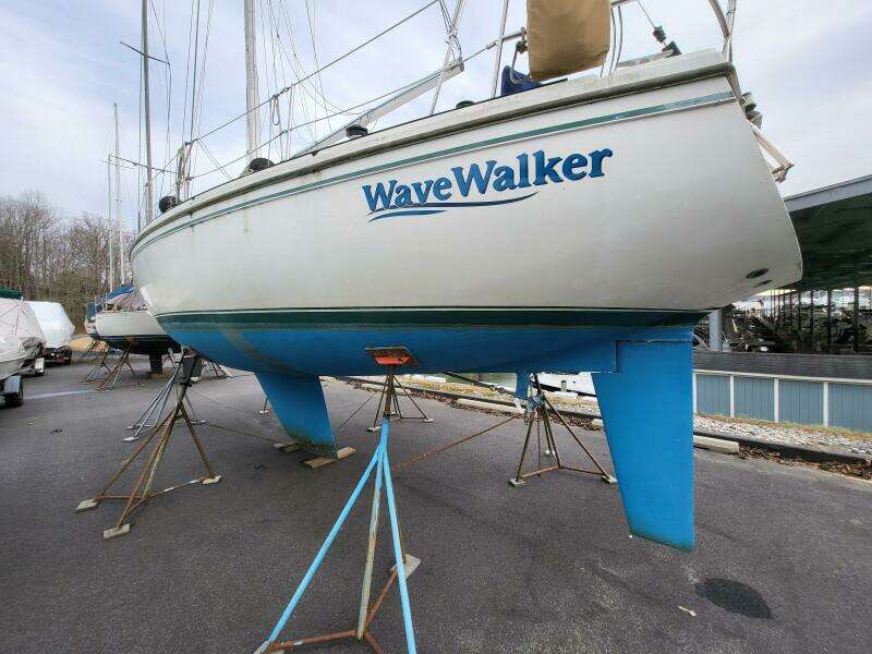 Wave Walker 36ft Catalina Yacht For Sale