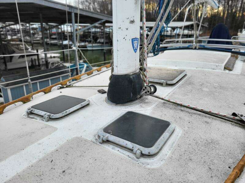 Wave Walker 36ft Catalina Yacht For Sale