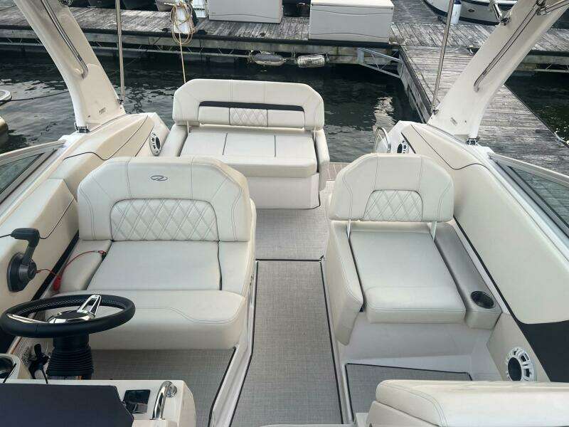 26ft Regal Yacht For Sale