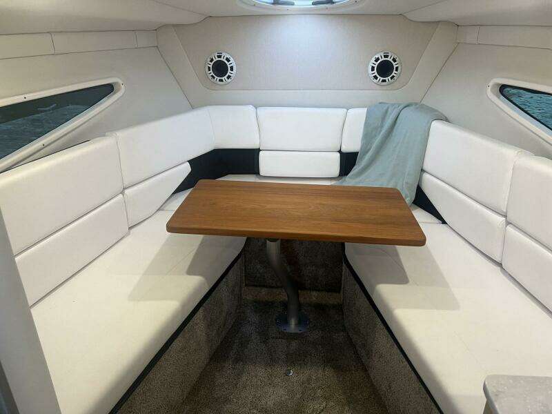 26ft Regal Yacht For Sale