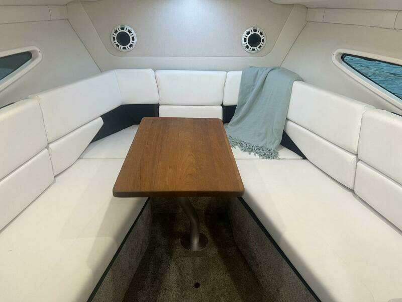 26ft Regal Yacht For Sale