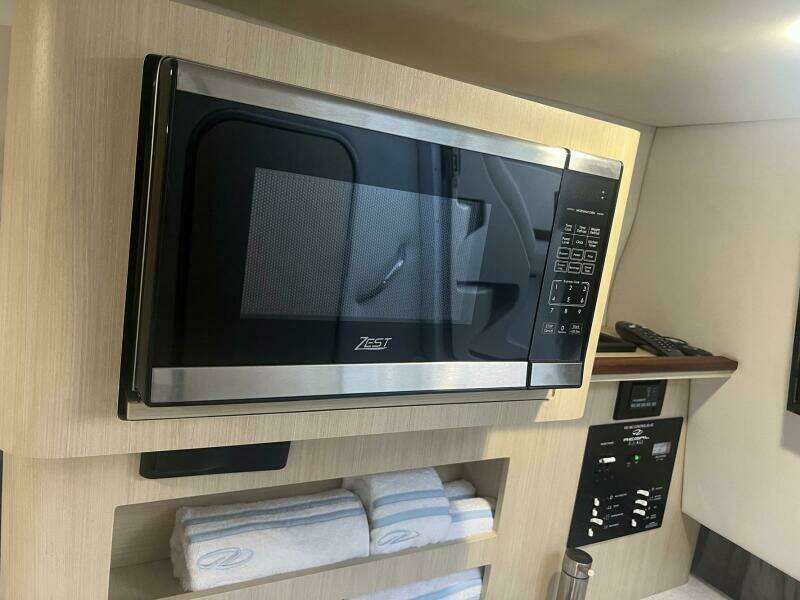 26ft Regal Yacht For Sale