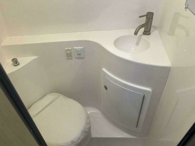 26ft Regal Yacht For Sale