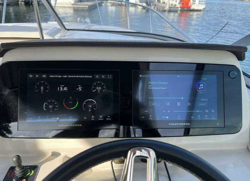 26ft Regal Yacht For Sale