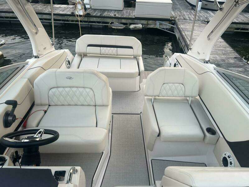 26ft Regal Yacht For Sale