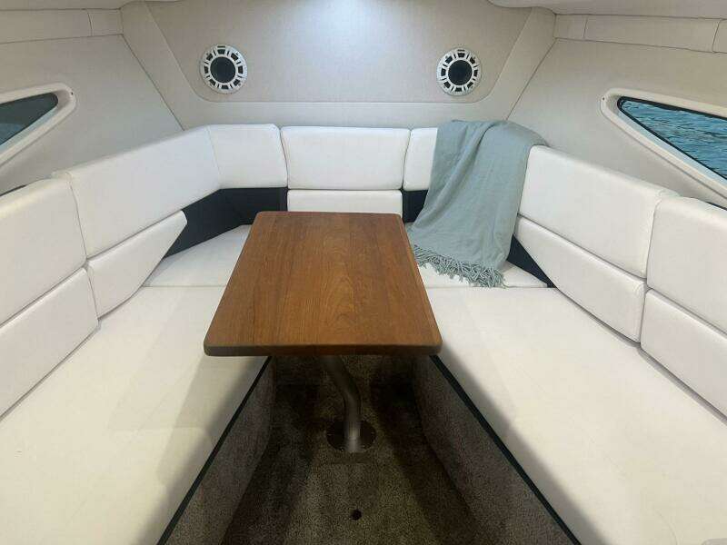 26ft Regal Yacht For Sale