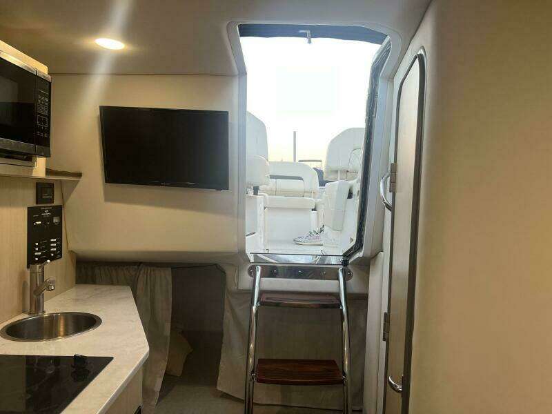 26ft Regal Yacht For Sale