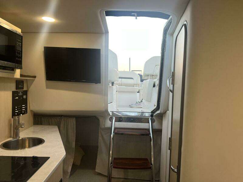 26ft Regal Yacht For Sale