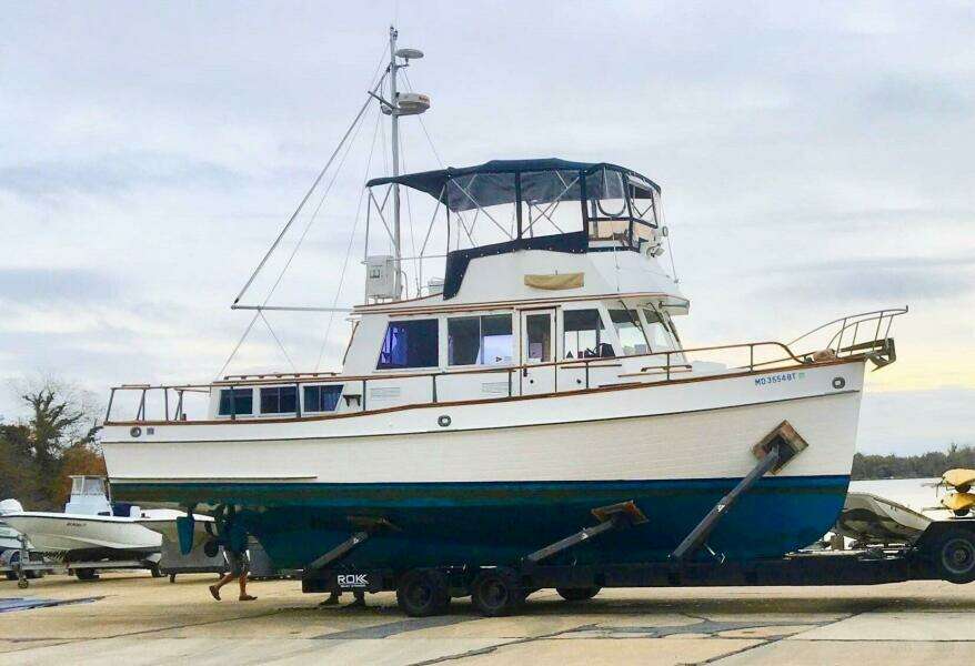 1981 Grand Banks 