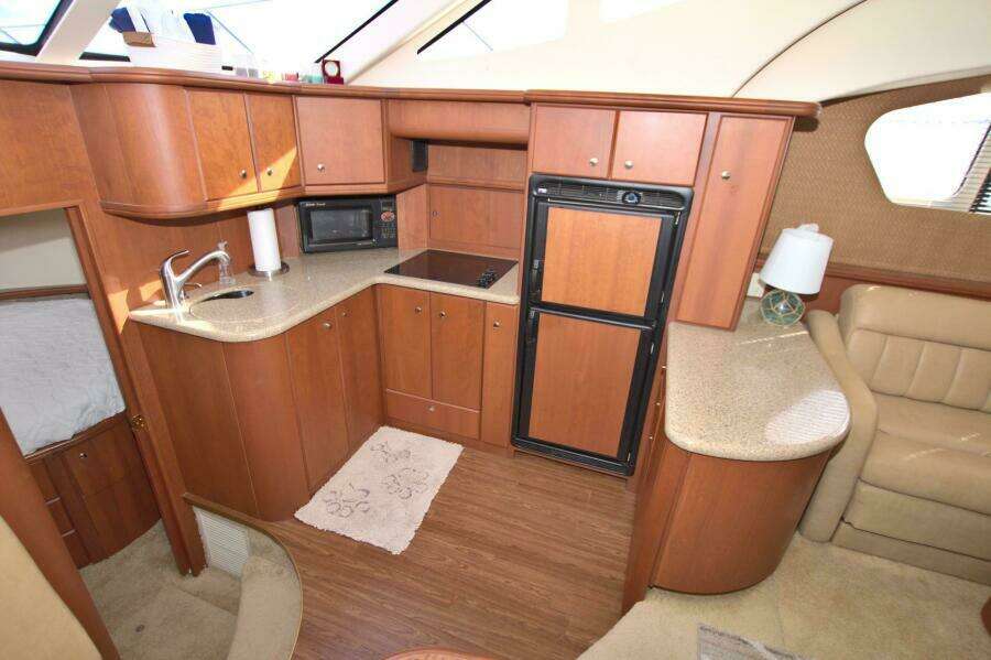 Star of the Sea 39ft Silverton Yacht For Sale