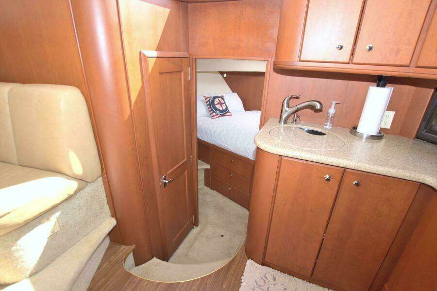 Star of the Sea 39ft Silverton Yacht For Sale