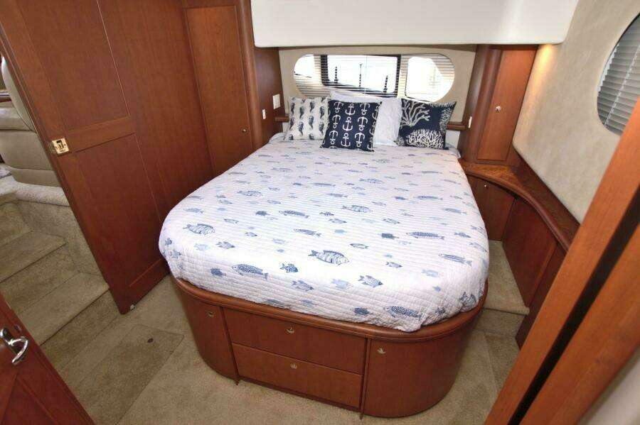 Star of the Sea 39ft Silverton Yacht For Sale