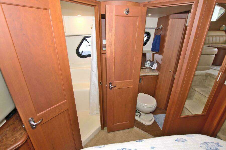 Star of the Sea 39ft Silverton Yacht For Sale