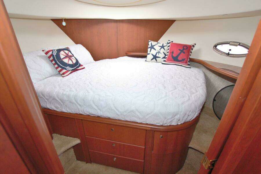 Star of the Sea 39ft Silverton Yacht For Sale