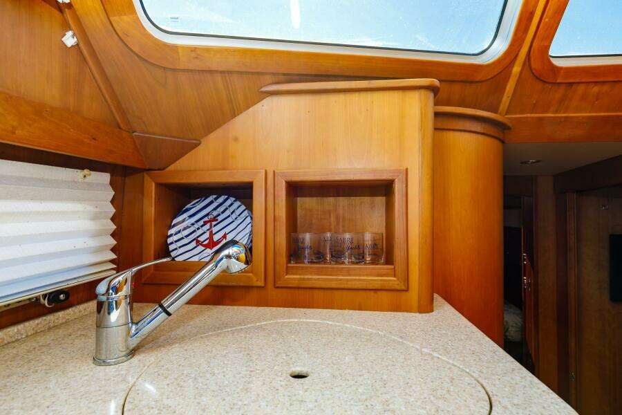 Southern Charm 40ft Sabre Yacht For Sale