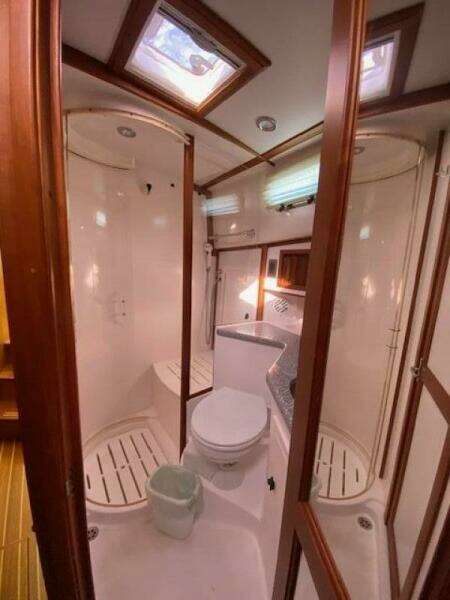 Southern Charm 40ft Sabre Yacht For Sale