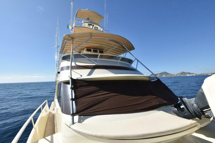 62' 1989 Striker 62 Convertible