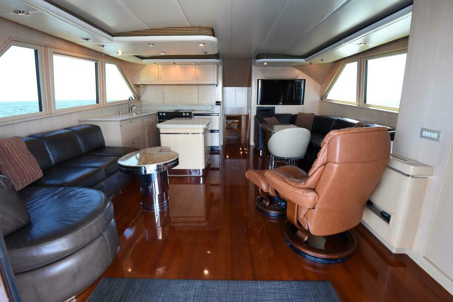 62' 1989 Striker 62 Convertible